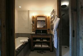 Hotel Restaurant La Bouitte - Relais & Châteaux - 2 étoiles Michelin