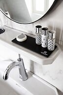 Lenox Montparnasse Hotel