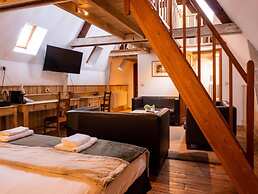 Monasterium PoortAckere