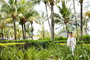 OUTRIGGER Mauritius Beach Resort