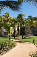 OUTRIGGER Mauritius Beach Resort