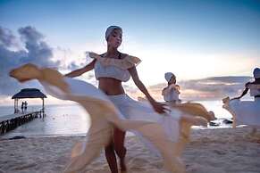 OUTRIGGER Mauritius Beach Resort