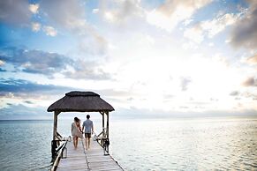 OUTRIGGER Mauritius Beach Resort