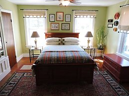 Saratoga Farmstead B&B