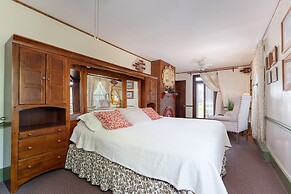 Saratoga Farmstead B&B