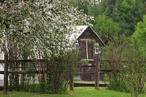 Saratoga Farmstead B&B