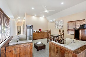 Crown Beach Resort & Spa