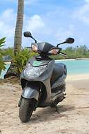 Crown Beach Resort & Spa