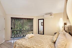 Crown Beach Resort & Spa