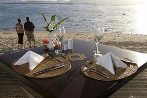 Crown Beach Resort & Spa