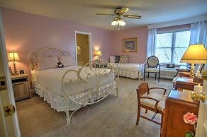 Blue Mountain Mist Country Inn & Spa