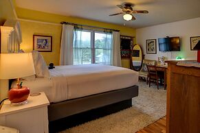 Blue Mountain Mist Country Inn & Spa