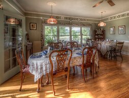 Blue Mountain Mist Country Inn & Spa