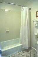 Blue Mountain Mist Country Inn & Spa