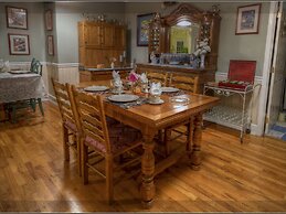 Blue Mountain Mist Country Inn & Spa