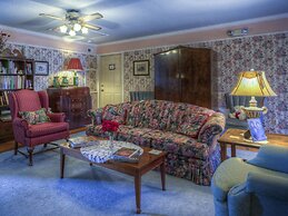 Blue Mountain Mist Country Inn & Spa