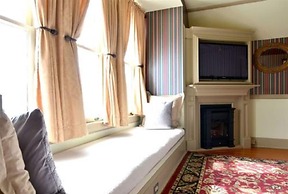 Union Gables Bed & Breakfast