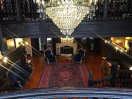 Gramercy Mansion B&B