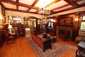 Gramercy Mansion B&B