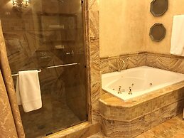 Gramercy Mansion B&B