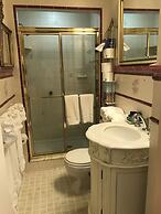 Gramercy Mansion B&B