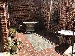 Gramercy Mansion B&B