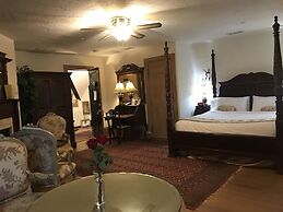 Gramercy Mansion B&B