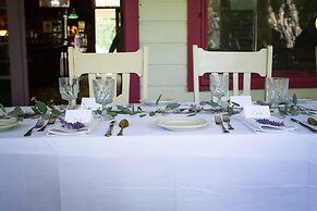 Terrace Inn and 1911 Restaurant