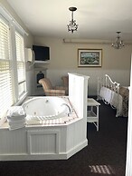 Terrace Inn and 1911 Restaurant