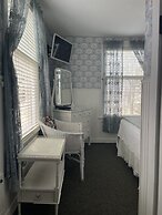 Terrace Inn and 1911 Restaurant