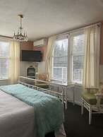 Terrace Inn and 1911 Restaurant