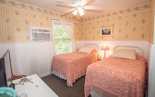 Terrace Inn and 1911 Restaurant