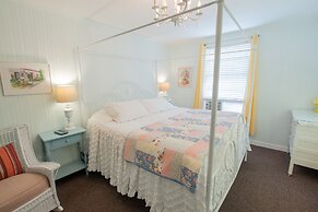 Terrace Inn and 1911 Restaurant