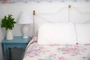 Terrace Inn and 1911 Restaurant