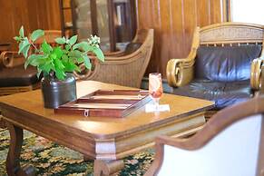 Terrace Inn and 1911 Restaurant