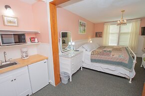 Terrace Inn and 1911 Restaurant