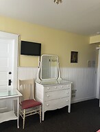 Terrace Inn and 1911 Restaurant