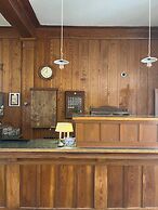 Terrace Inn and 1911 Restaurant