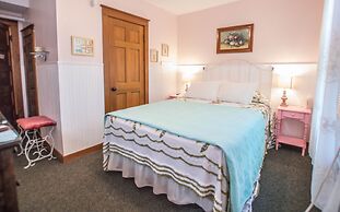 Terrace Inn and 1911 Restaurant