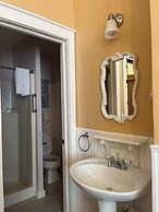 Terrace Inn and 1911 Restaurant