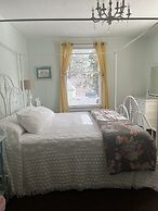 Terrace Inn and 1911 Restaurant