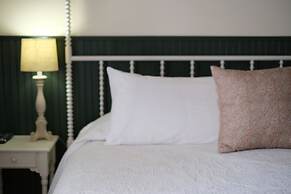 Terrace Inn and 1911 Restaurant