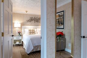 Chateau Inn and Suites