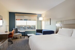 Holiday Inn Express & Suites Zion by IHG