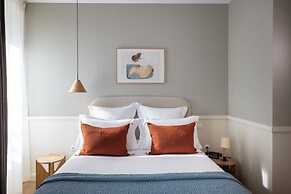 Le Petit Oberkampf Hotel & Spa