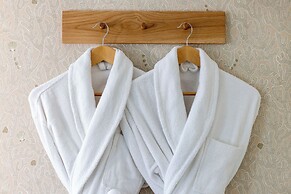 Le Petit Oberkampf Hotel & Spa