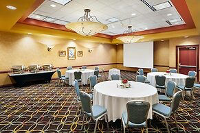 Embassy Suites by Hilton Hampton Convention Center