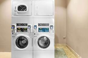 Hilton Garden Inn Suffolk Riverfront