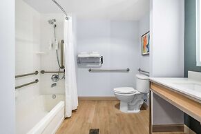 Hilton Garden Inn Suffolk Riverfront