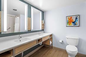 Hilton Garden Inn Suffolk Riverfront